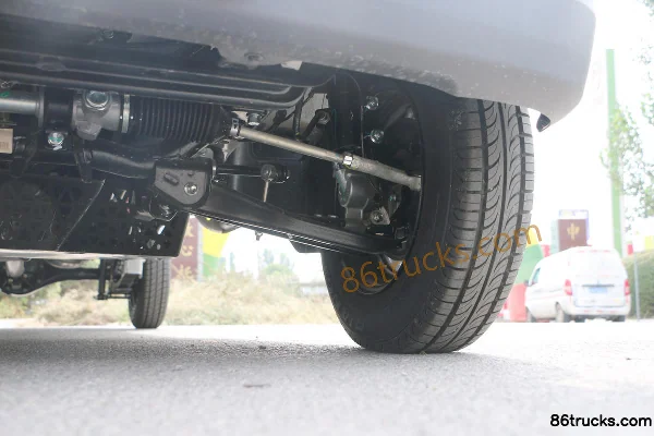 Wuling Zhiguang 1,2 L 76 ch 4X2(6 roues) essence camion plateau à cabine simple 2,501 m Châssis (3) | 86Trucks