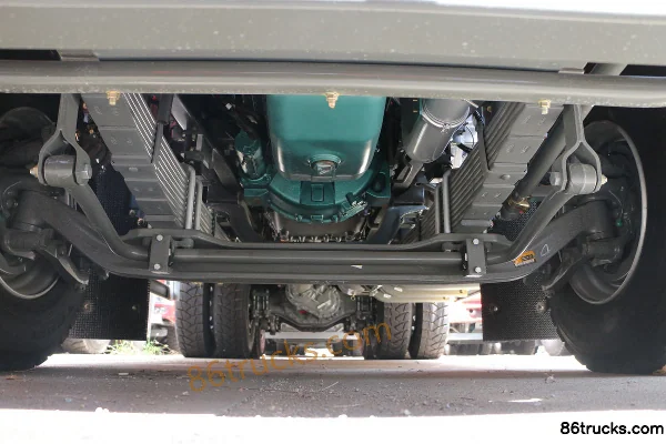 Sinotruk HOWO-7 380hp 6X4(10 wheels) 6.8m Dump Truck Chassis (2) | 86Trucks