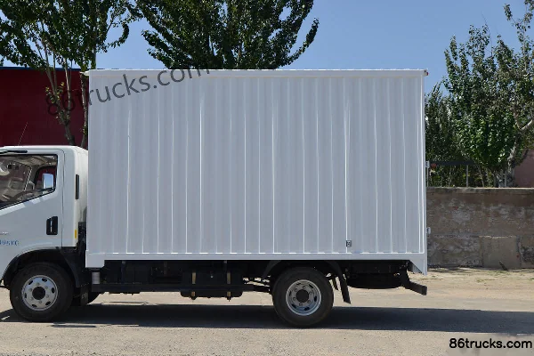 Yuejin Chaoyue C300 130hp 4X2(6 wheels) 4.15m Single Row Van Light Truck (China VI) Body (2) | 86Trucks