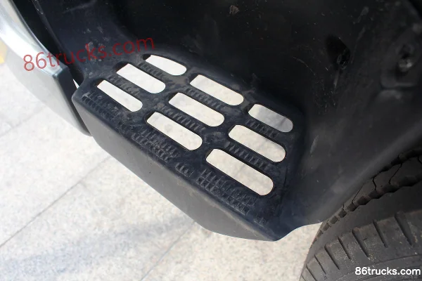 Dongfeng Duolika D6-L Super Power Deluxe Edition 140 hp 4X2(6 wheels) 4.17m single-row flatbed light truck (China VI) (axle ratio 4.875) Cab
