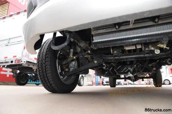 Changan Kuayue Xinbao T1 1.6L 122hp 4X2(6 wheels) Gasoline 2.71m Single-row Flatbed Mini Truck Chassis (2) | 86Trucks