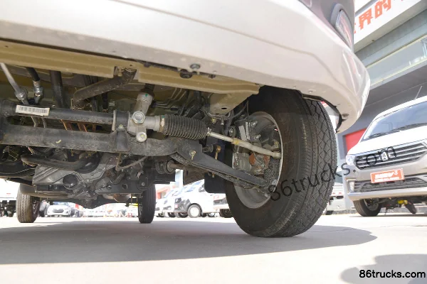 Changan Kuayue Xinbao T3 Édition Confort 1,5L Essence 112 ch 4X2(6 roues) 2,82 m micro camion porteur à ridelles simple rangée (roue arrière