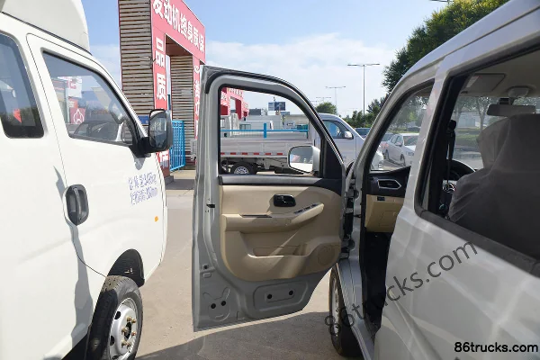 Changan Kuayue Xinbao T3 Standard Edition 1.5L Gasoline 112hp 4X2(6 wheels) 2.38m Double Row Van Mini Truck (Single Rear Wheel) Cab (1) | 86