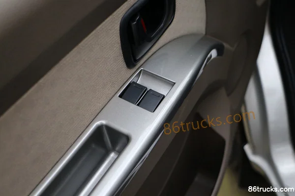Wuling Electric Truck 2.5T 3.015m single-row pure electric flatbed truck 41.86kWh 4X2(6 wheels) Interior (3) | 86Trucks