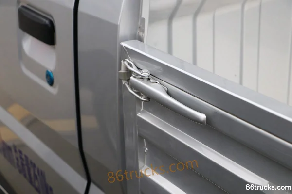 Wuling Electric Truck 2.5T 3.015m single-row pure electric flatbed truck 41.86kWh 4X2(6 wheels) Body (1) | 86Trucks