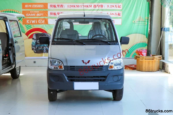 Wuling Zhiguang Extended Practical Type 82 hp 5-Seat 1.2L Van Exterior (2) | 86Trucks
