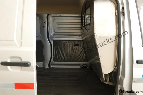 Wuling Rongguang S 2022 Basic 76hp 1.2L gasoline 2-seat panel van (China VI) Cargo Box (1) | 86Trucks