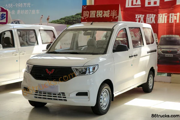 Wuling Hongguang V 2019 Standard 105hp Gasoline 1.5L Van (China V) Exterior (3) | 86Trucks