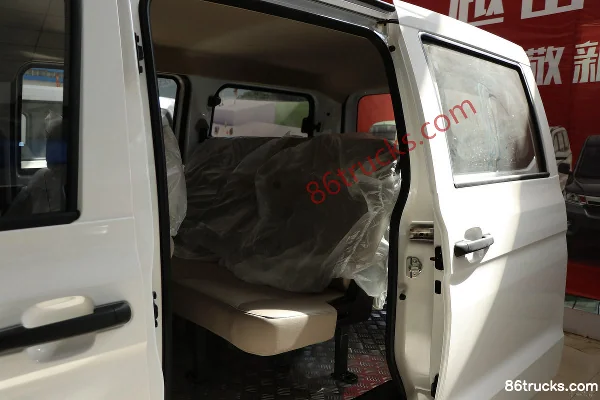 Wuling Hongguang V 2019 Standard 105hp Gasoline 1.5L Van (China V) Cargo Box (1) | 86Trucks