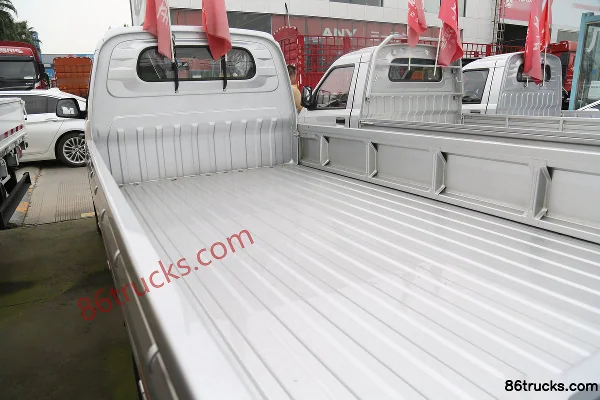 Wuling Rongguang New Card 1.8L 125hp 4X2(6 wheels) gasoline 3.15m single-row flatbed micro truck (China VI) Body (3) | 86Trucks