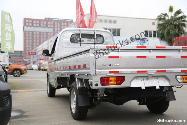 Wuling Rongguang New Card 1.8L 125hp 4X2(6 wheels) gasoline 3.15m single-row flatbed micro truck (China VI) Body (2) | 86Trucks