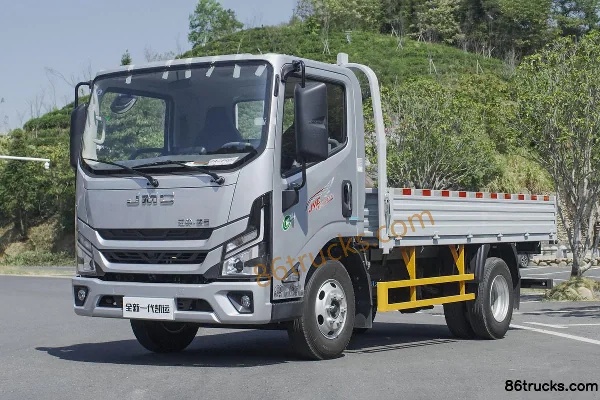 JMC Kaiyun+ Medium Narrow Body 129 hp 4X2(6 wheels) 3.7m Single Row Stake Light Truck (China VI) Exterior (3) | 86Trucks