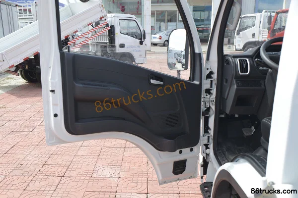 Yuejin Fuxing S80 1.5L 113 hp 4X2(6 wheels) Gasoline 4.05m Single Row Drop Side Mini Truck Cab (2) | 86Trucks