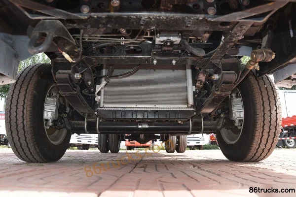 Yuejin Fuxing S80 1.5L 113 hp 4X2(6 wheels) Gasoline 4.05m Single Row Drop Side Mini Truck Chassis (1) | 86Trucks