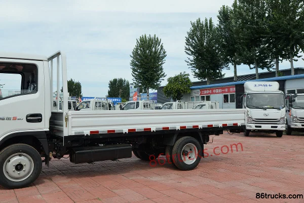 Yuejin Fuxing S80 1.5L 113 hp 4X2(6 wheels) Gasoline 4.05m Single Row Drop Side Mini Truck Body (1) | 86Trucks