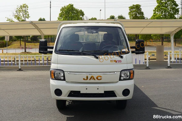 JAC Kaida X6 82 hp 4X2(6 wheels) 3.8m single-row flatbed mini truck Exterior (2) | 86Trucks