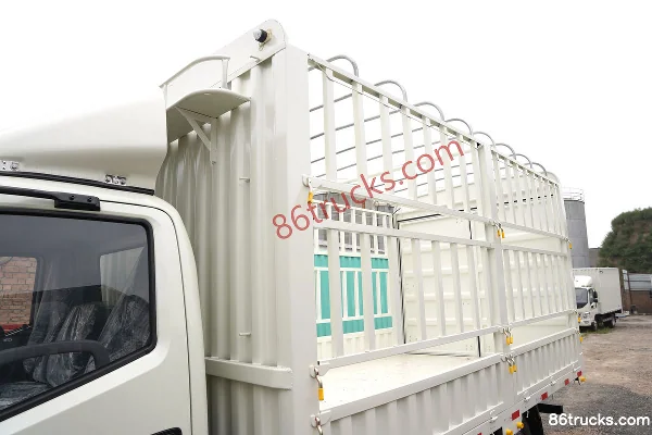 Foton Auling Jieyun Classic Edition 137 hp 4X2(6 wheels) 4.17m Single Row Stake Truck (China VI) Body (2) | 86Trucks