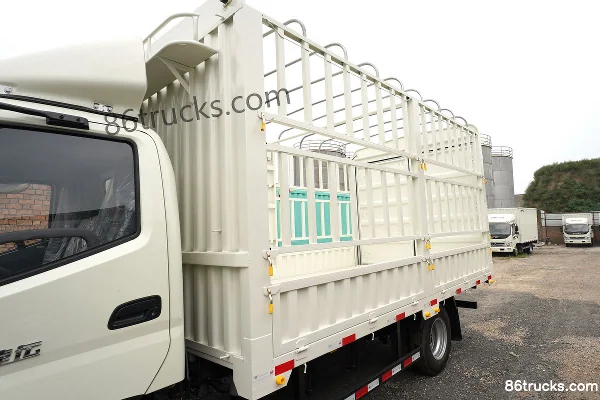 Foton Auling Jieyun Classic Edition 137 hp 4X2(6 wheels) 4.17m Single Row Stake Truck (China VI) Body (1) | 86Trucks