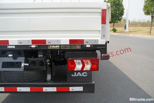 JAC Junling S6 Golden Bowl 130hp 4X2(6 wheels) 4.18m single-row flatbed light truck (China VI) Body (3) | 86Trucks