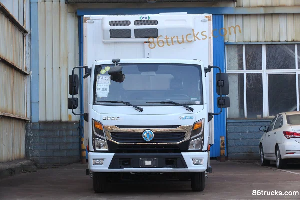 Dongfeng EV350 PRO 4.5T 4.2m cabine simple camion frigorifique électrique pur 81.14kWh 4X2(6 roues) Extérieur (2) | 86Trucks