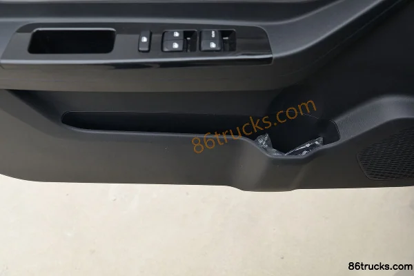 Changan Kuayue Kuayuewang F3 Short Wheelbase Luxury Edition 1.6L Gasoline 122hp 2WD Double Cab Pickup (China VI)(495kg) Chassis (3) | 86Truc
