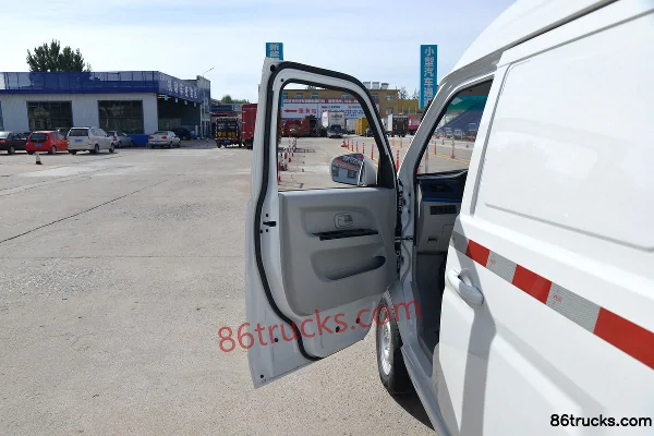 FARIZON E5L 2.51T 2.5m Electric Panel Van 38.7kWh Cab (1) | 86Trucks
