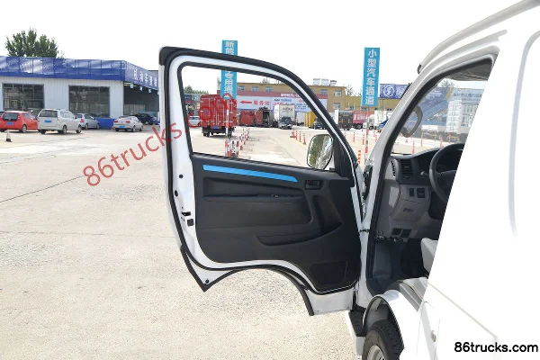 FARIZON E6 Édition Standard 3,5T 5,45 m camion fermé 100% électrique toit bas 50,23 kWh Cabine (1) | 86Trucks