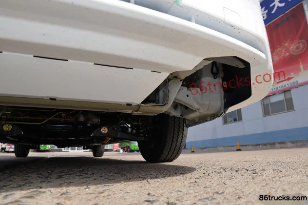 FARIZON E6 Édition Standard 3,5T 5,45 m camion fermé 100% électrique toit bas 50,23 kWh Châssis (3) | 86Trucks