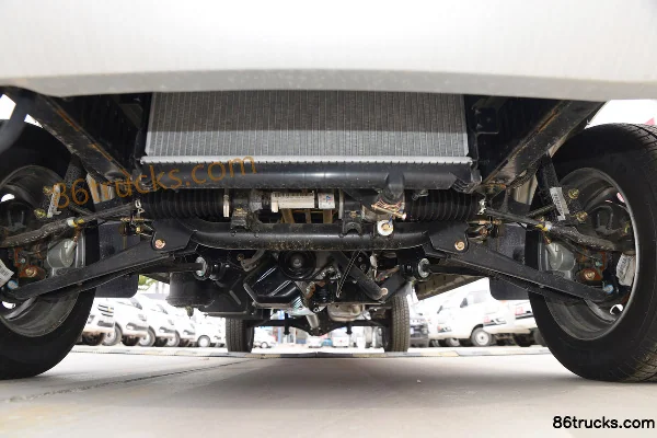 Changan Kuayue Xinbao T1 1.24L Gasoline Standard Edition 91hp 4X2(6 wheels) 2m double-row drop-side micro truck Chassis (1) | 86Trucks
