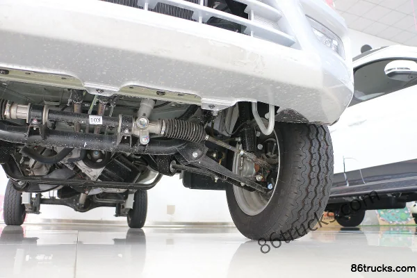 Jinbei Jinka S30 2022 Standard 1,6 L 123 ch 4X2(6 roues) essence 3,2 m camion léger à plate-forme simple cabine (China VI) Châssis (3) | 86T