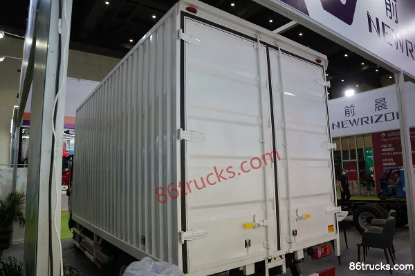 Qianchen Auto EC1 4.115m Single Row Pure Electric Van Light Truck 4X2(6 wheels) Body (1) | 86Trucks