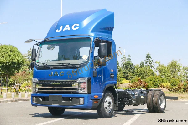 JAC Shuailing S7 160 hp 4X2(6 wheels) 4.12m single-row van light truck (China VI) Exterior (3) | 86Trucks