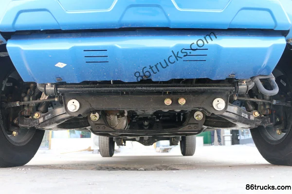 Zhongxing Weihu Classic 2.8T Diesel 120hp Manual 2WD Flat Bed Large Double Cab Pickup (China VI) Body (1) | 86Trucks