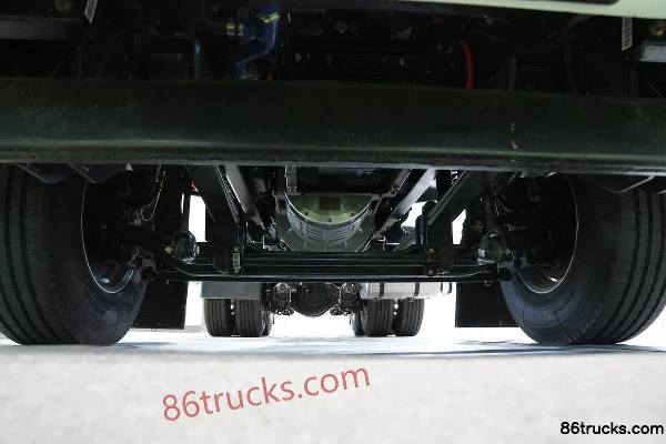 Beiben V3 Heavy Truck Standard Load Edition 25T 6X4(10 wheels) Electric Tractor Truck Chassis (1) | 86Trucks
