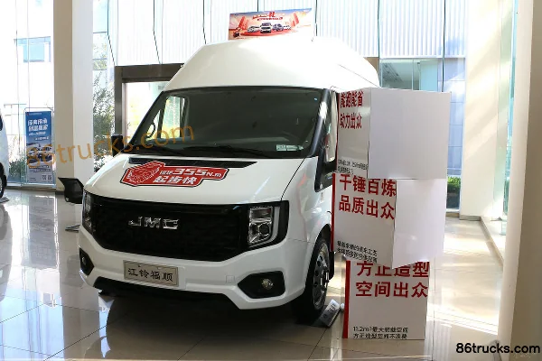 JMC Fushun 2023 Model 146hp 3-seat short wheelbase 2.0T diesel medium-high roof panel van (China VI) Exterior (3) | 86Trucks
