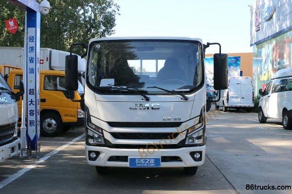 JMC Kaiyun+ Medium Narrow Body 129hp 4X2(6 wheels) 3.2m Double Row Flatbed Light Truck (China VI) Exterior (2) | 86Trucks