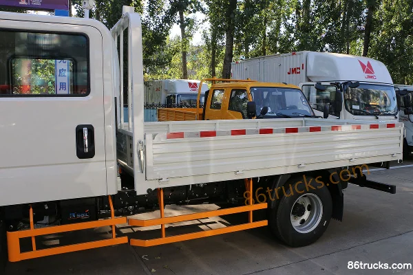 JMC Kaiyun+ Medium Narrow Body 129hp 4X2(6 wheels) 3.2m Double Row Flatbed Light Truck (China VI) (1) | 86Trucks