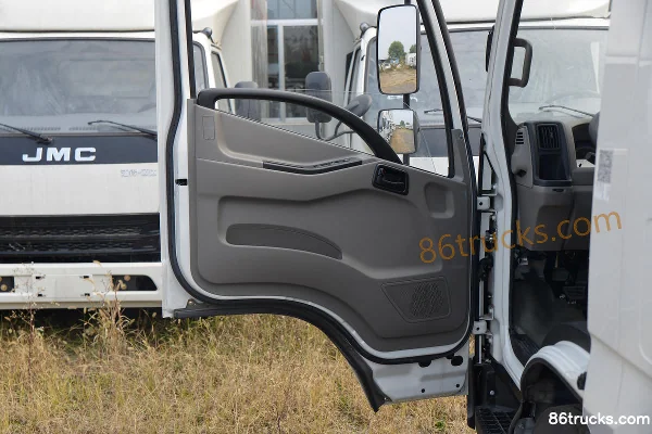 JMC Kaiyun Medium Body 122hp 4X2(6 wheels) 3.16m Double-row Flatbed Light Truck (China VI) Cab (2) | 86Trucks