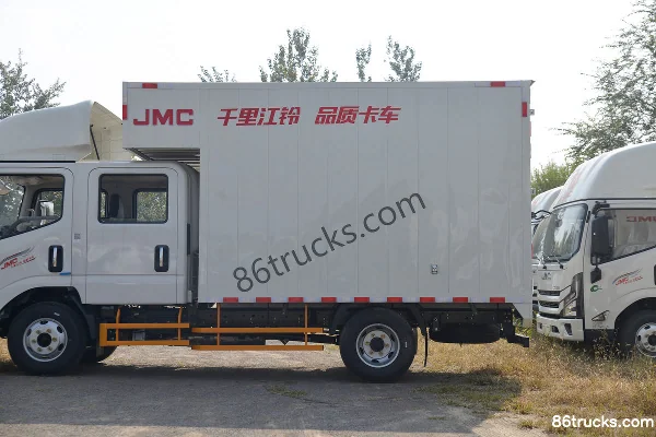 JMC Kaiyun+ Medium Narrow Body 129hp 4X2(6 wheels) 2.8m Double Row Van Light Truck (2) | 86Trucks
