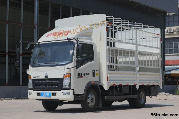 Sinotruk HOWO Dream Chaser 130 hp 4X2(6 wheels) 4.15m Single Row Slatted Curtain Light Truck (China VI) Exterior (3) | 86Trucks