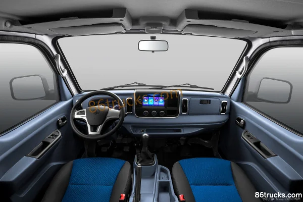 BAIC Ruixiang Boteng M3 1.6L 122hp Gasoline 4X2(6 wheels) 3.7m Single Row Refrigerated Truck (China VI) Cab (1) | 86Trucks