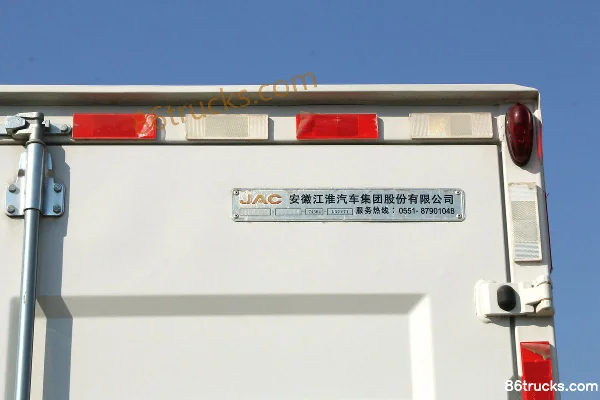 JAC Weiling K5 143 hp 4X2(6 wheels) 4.15m Single Row Van Light Truck (China VI) Body (3) | 86Trucks