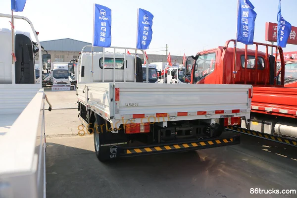 Kama Kaijie M3 Chuangye Edition 130 hp 4X2(6 wheels) 4.16m Single Row Flatbed Light Truck (China VI) Body (2) | 86Trucks