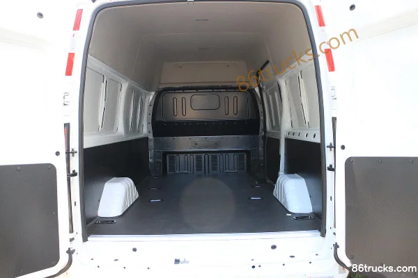 JMC Fushun modèle 2023, 146 ch, 3 places, empattement moyen, diesel 2,0 T, fourgon fermé toit haut (China VI) Caisse (3) | 86Trucks