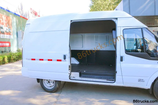 JMC Fushun modèle 2023, 146 ch, 3 places, empattement moyen, diesel 2,0 T, fourgon fermé toit haut (China VI) Caisse (1) | 86Trucks