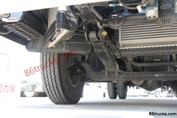 Foton Aumark Express 120hp 4X2(6 wheels) 4.17m Single-row Flatbed Light Truck (China VI) Chassis (2) | 86Trucks