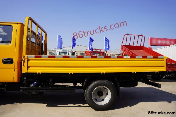 Yuejin Fuxing S100 95 ch 4X2(6 roues) diesel camion plateau double cabine 3,2 m (China VI) Carrosserie (1) | 86Trucks