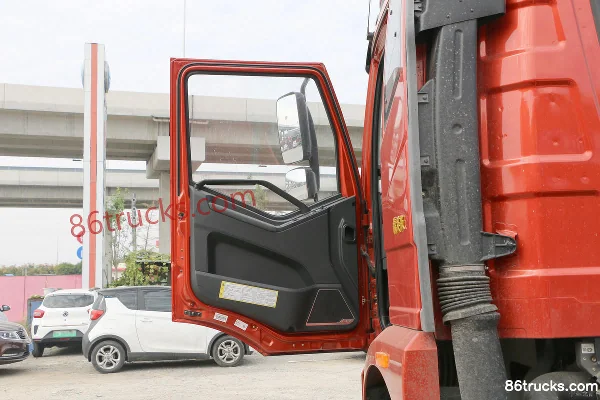 FAW Jiefang J6L Classic Edition 7.8L Diesel 350hp 8X4(12 wheels) FAW Jiefang 10-speed Flat Top 9.6m Stake Truck Cab (1) | 86Trucks