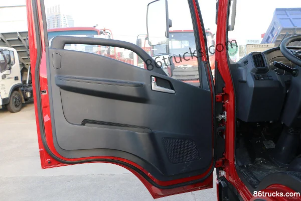 Ouling Jiyun Supreme Edition 150 hp 4X2(6 wheels) 4.15m single-row flatbed truck (China VI) Cab (2) | 86Trucks