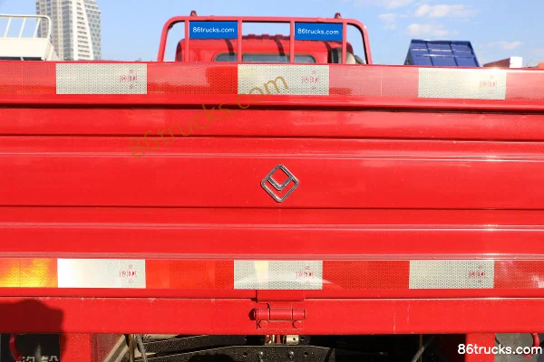 Ouling Jiyun Supreme Edition 150 hp 4X2(6 wheels) 4.15m single-row flatbed truck (China VI) Body (3) | 86Trucks